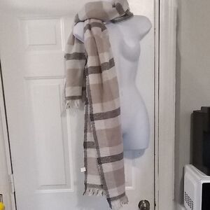 Plaid Beige and Gray Scarf